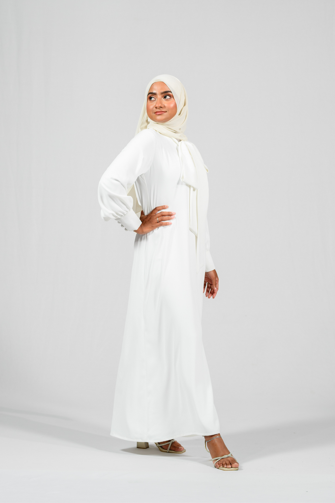 Sidra Abaya